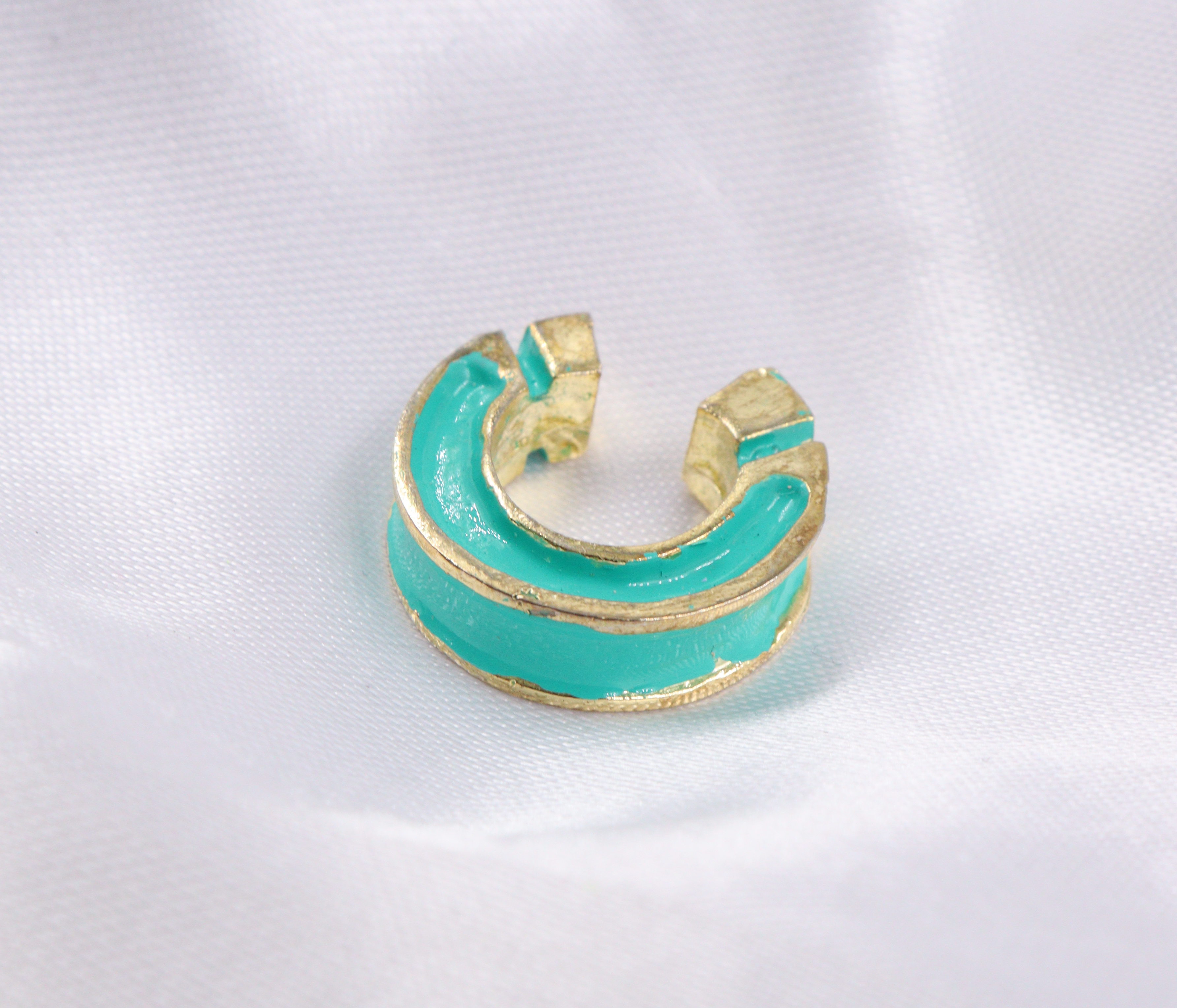 EG-006 EARCUFF BAÑO DE ORO