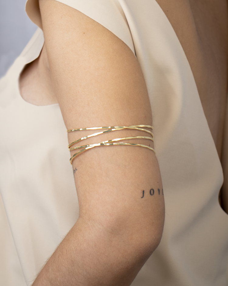 BRAZALETE MÍSTICA DORADO BAÑO EN RODIO