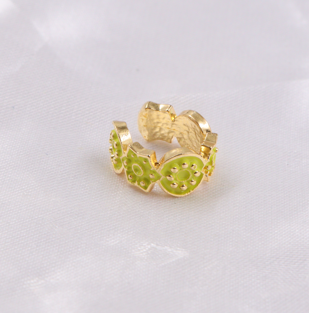 EG-098 EARCUFFS BAÑO DE ORO FLORES