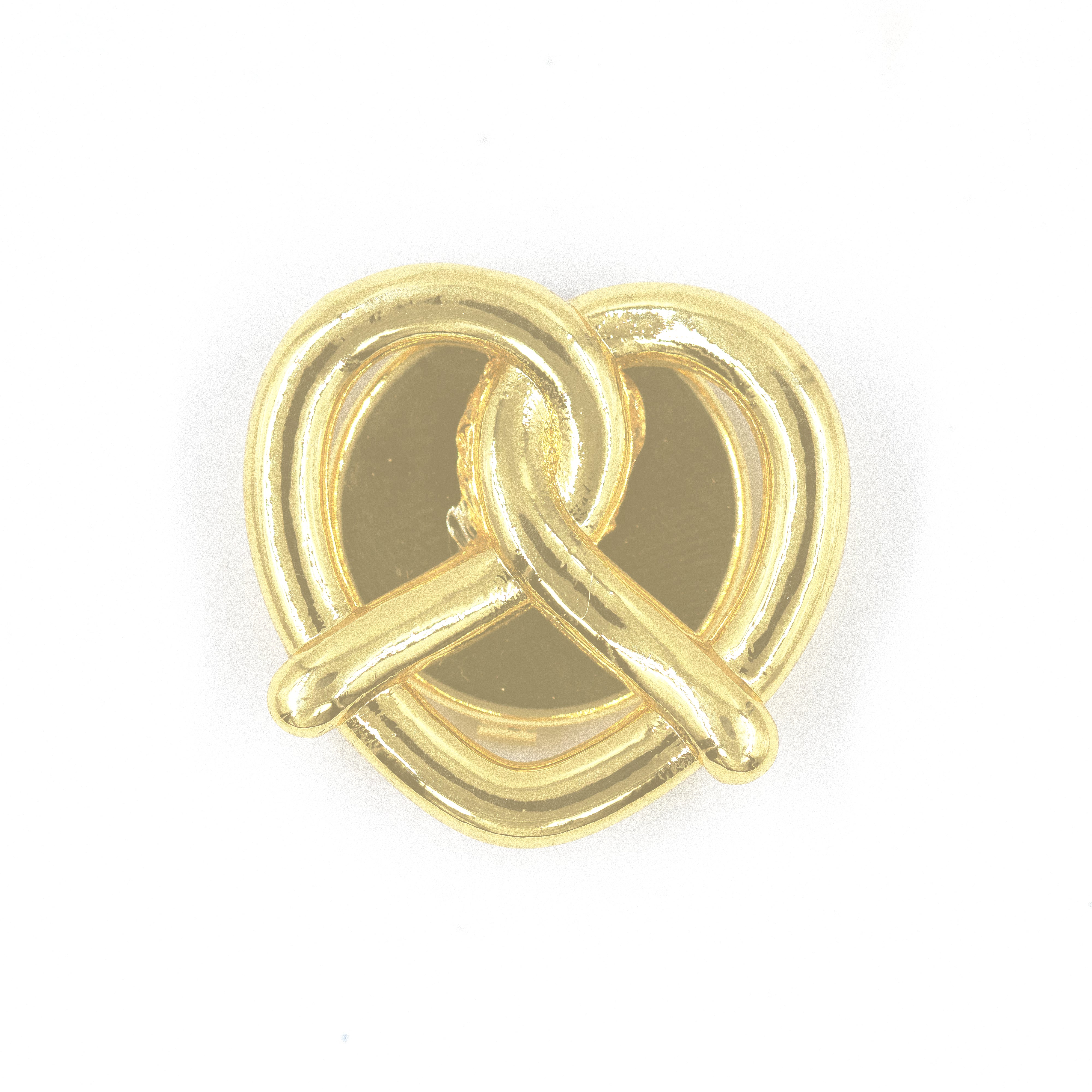 PIN CORAZÓN PRETZEL BAÑO EN RODIO