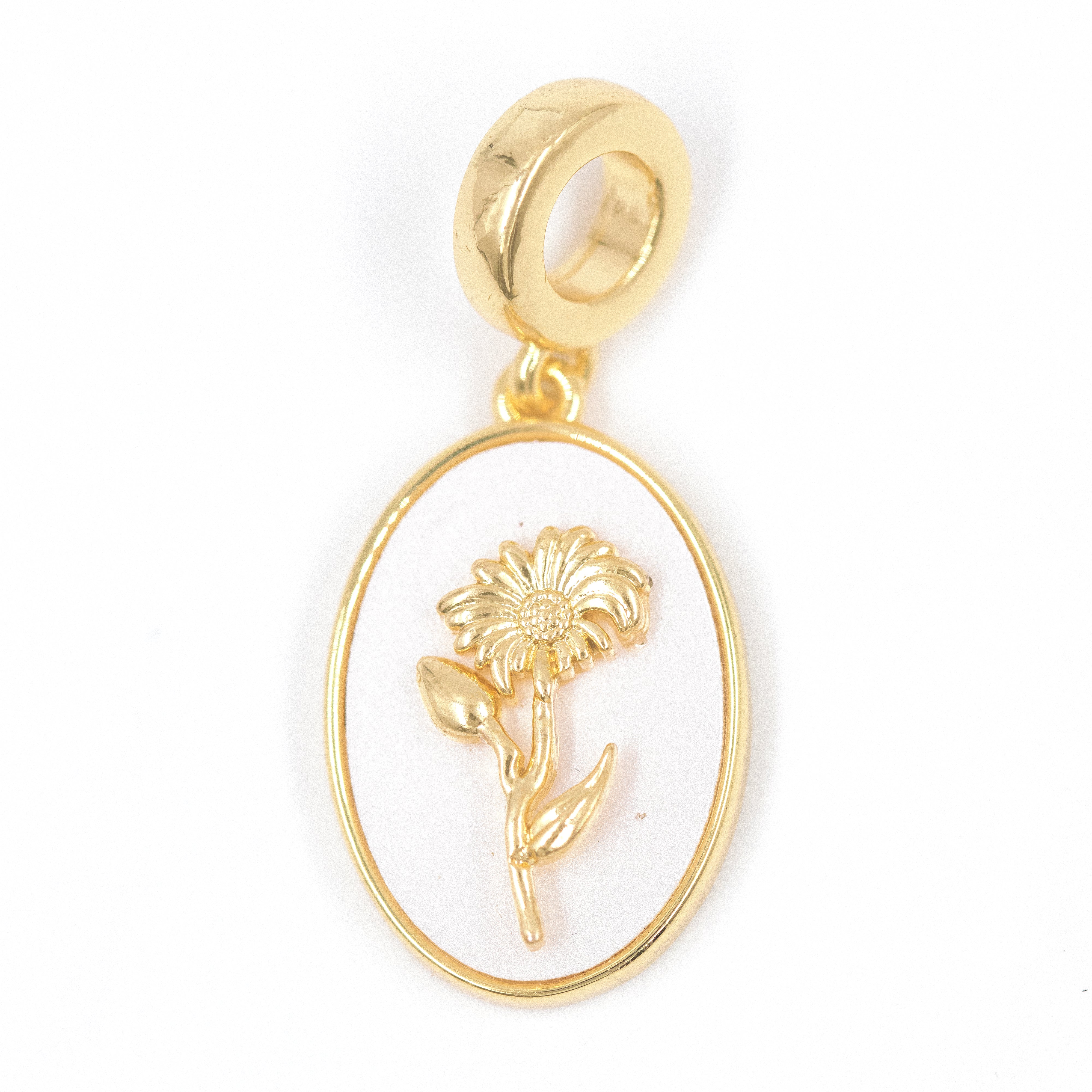 DIJE CHARM FLOR AZUCENA BAÑO EN RODIO