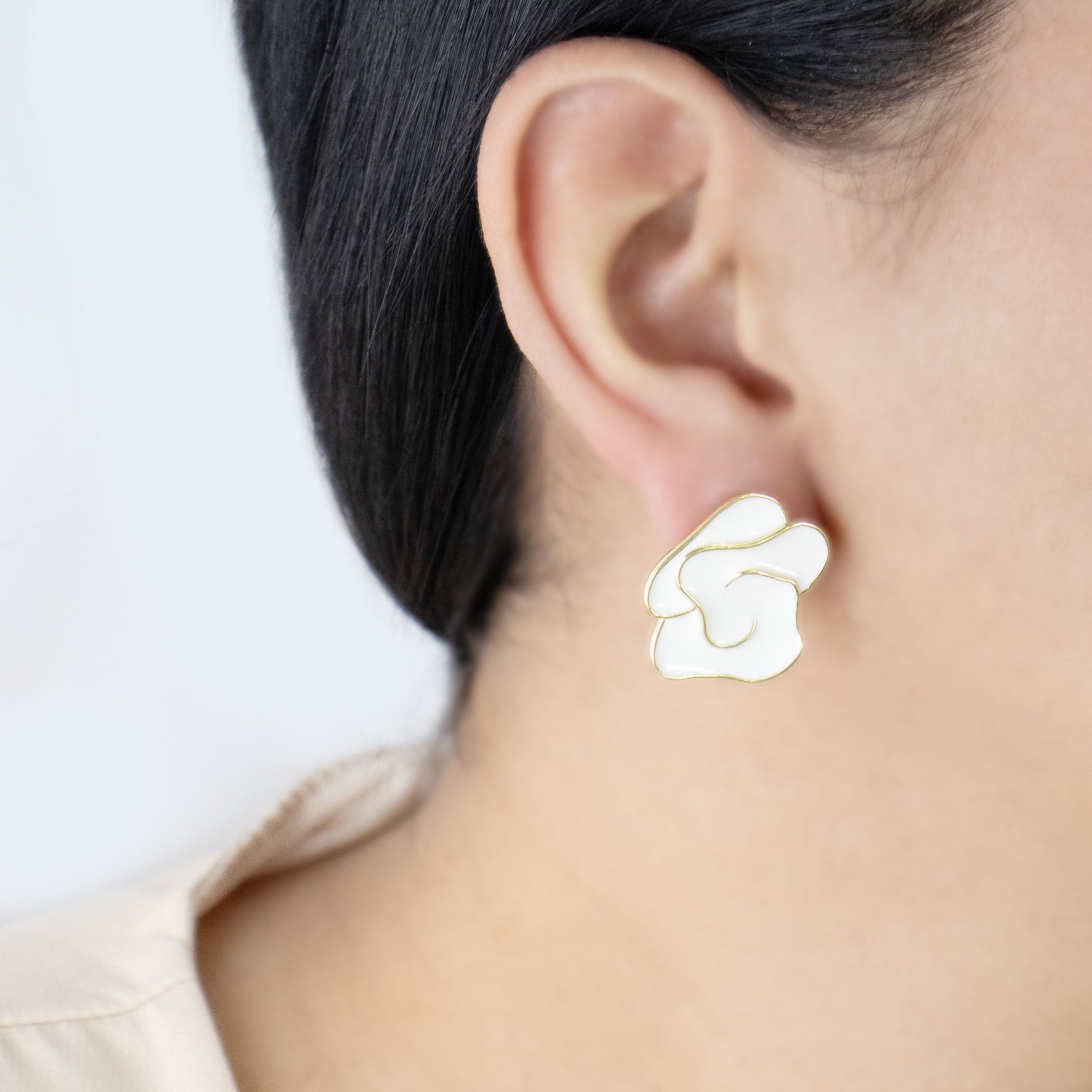 TOPO FLOR AMARILIS BAÑO EN RODIO