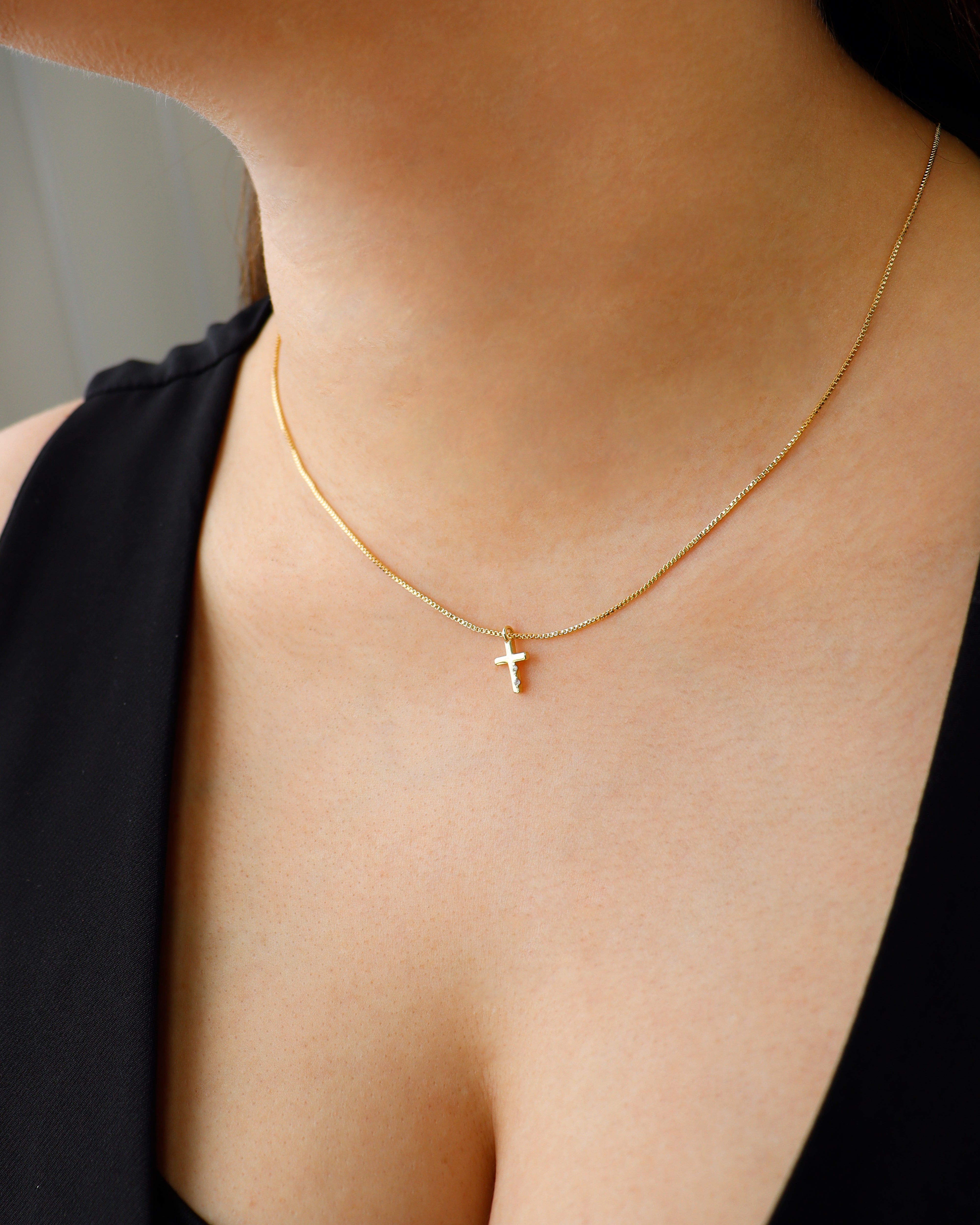 DIJE MINI CRUZ BAÑO EN RODIO