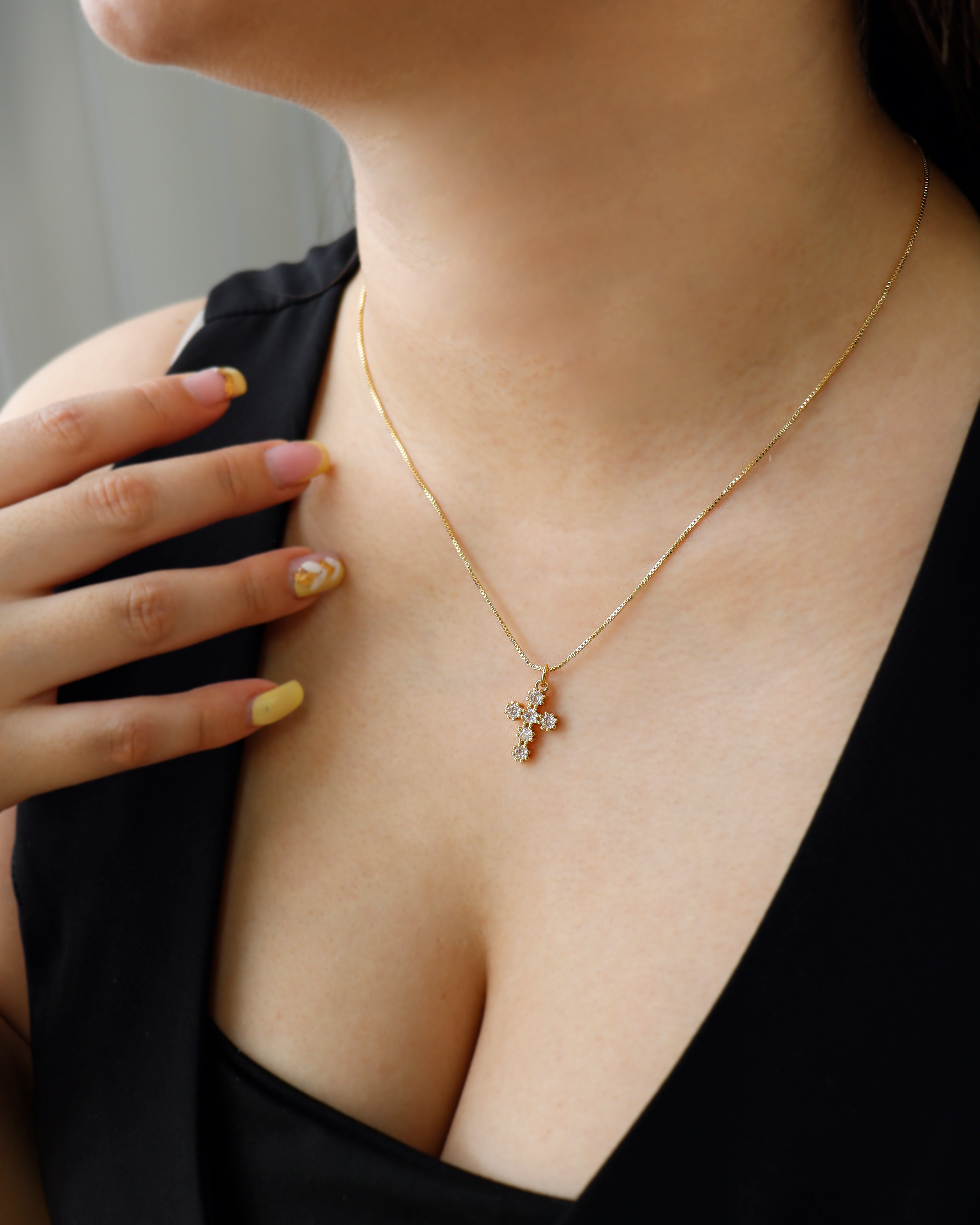 DIJE CRUZ ESFERAS BAÑO EN RODIO