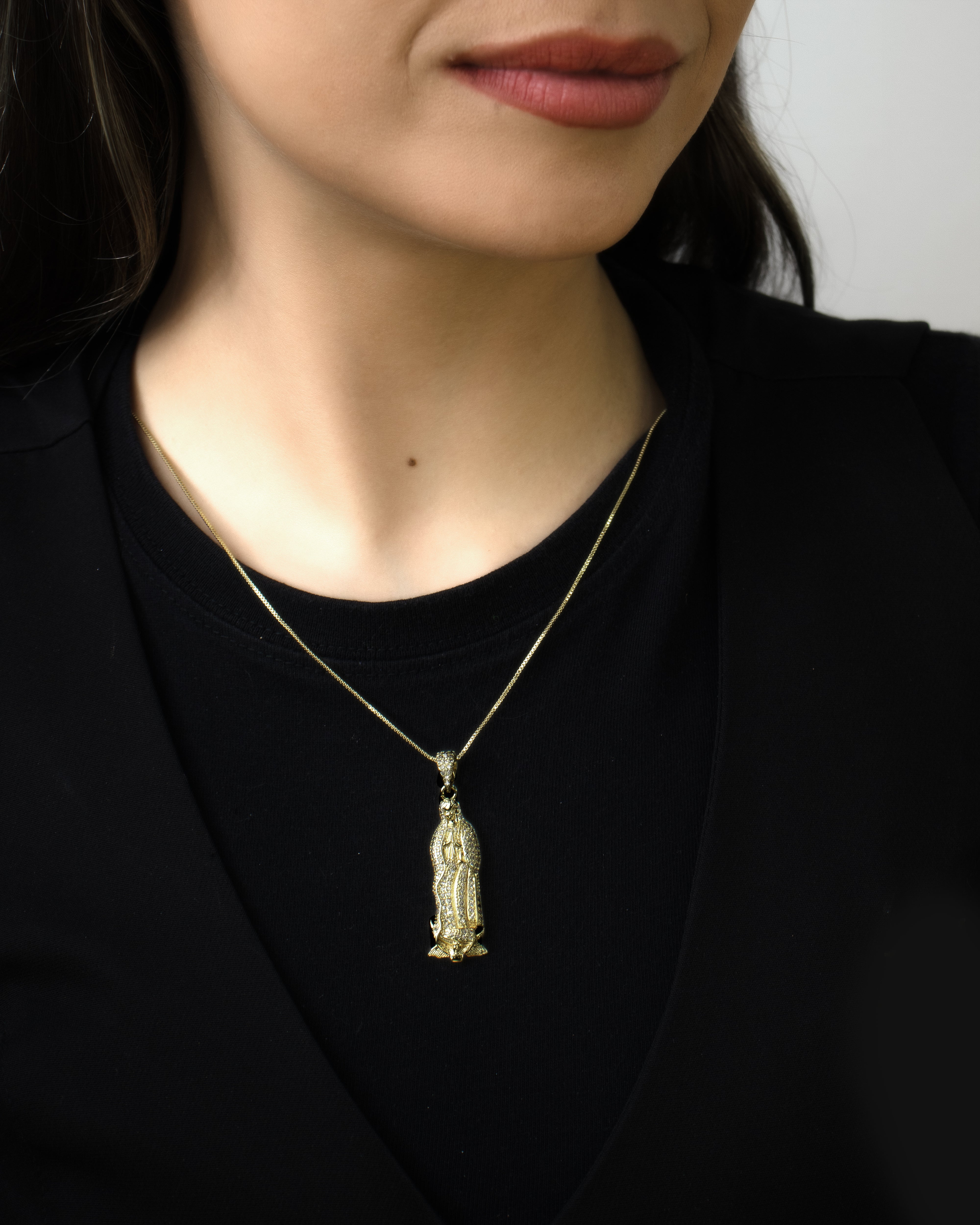 DIJE VIRGEN Y ANGEL BAÑO EN RODIO