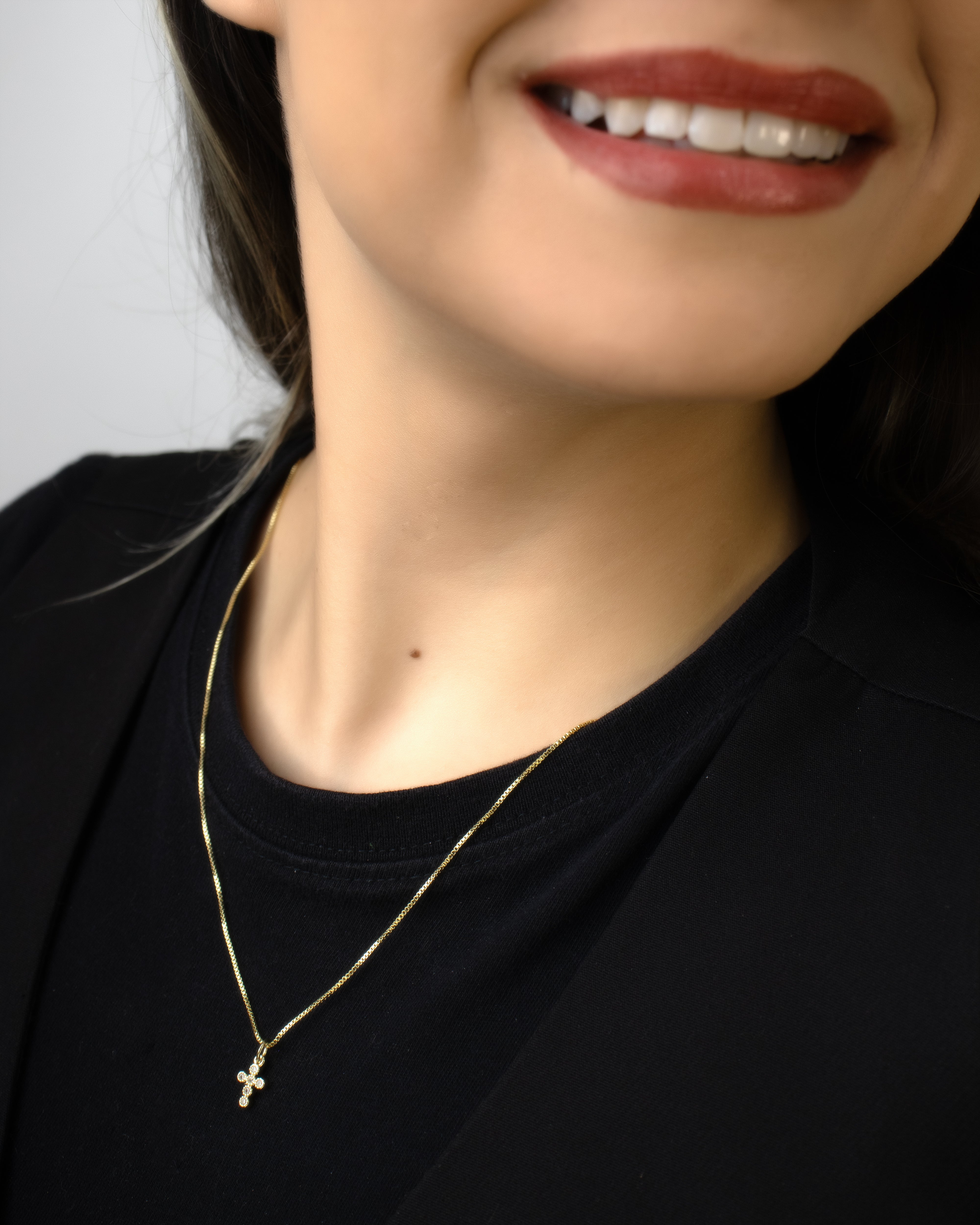 DIJE MINI CRUZ CIRCON BLANCO BAÑO EN RODIO