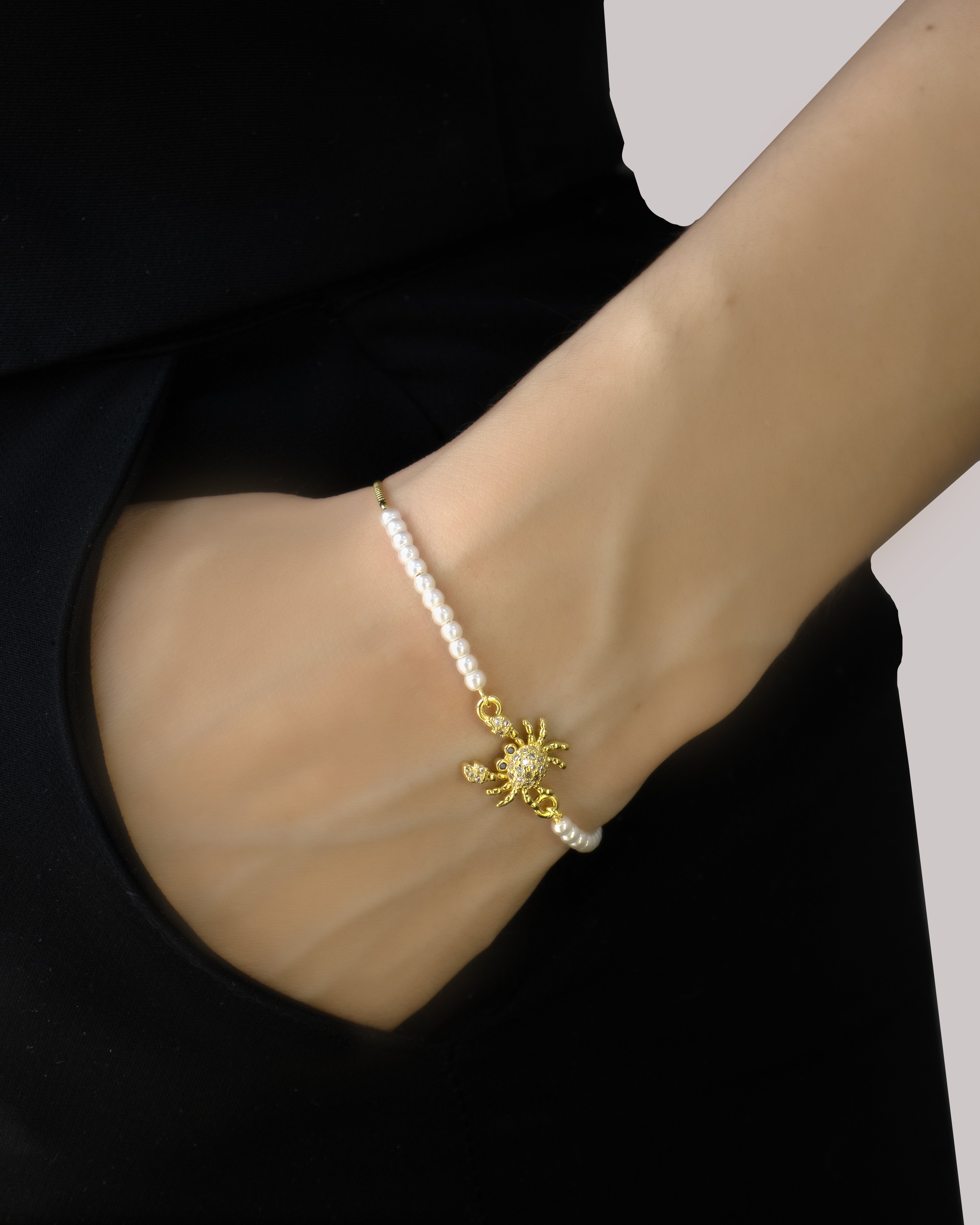 DIJE CANGREJO CIRCONADO BAÑO EN RODIO