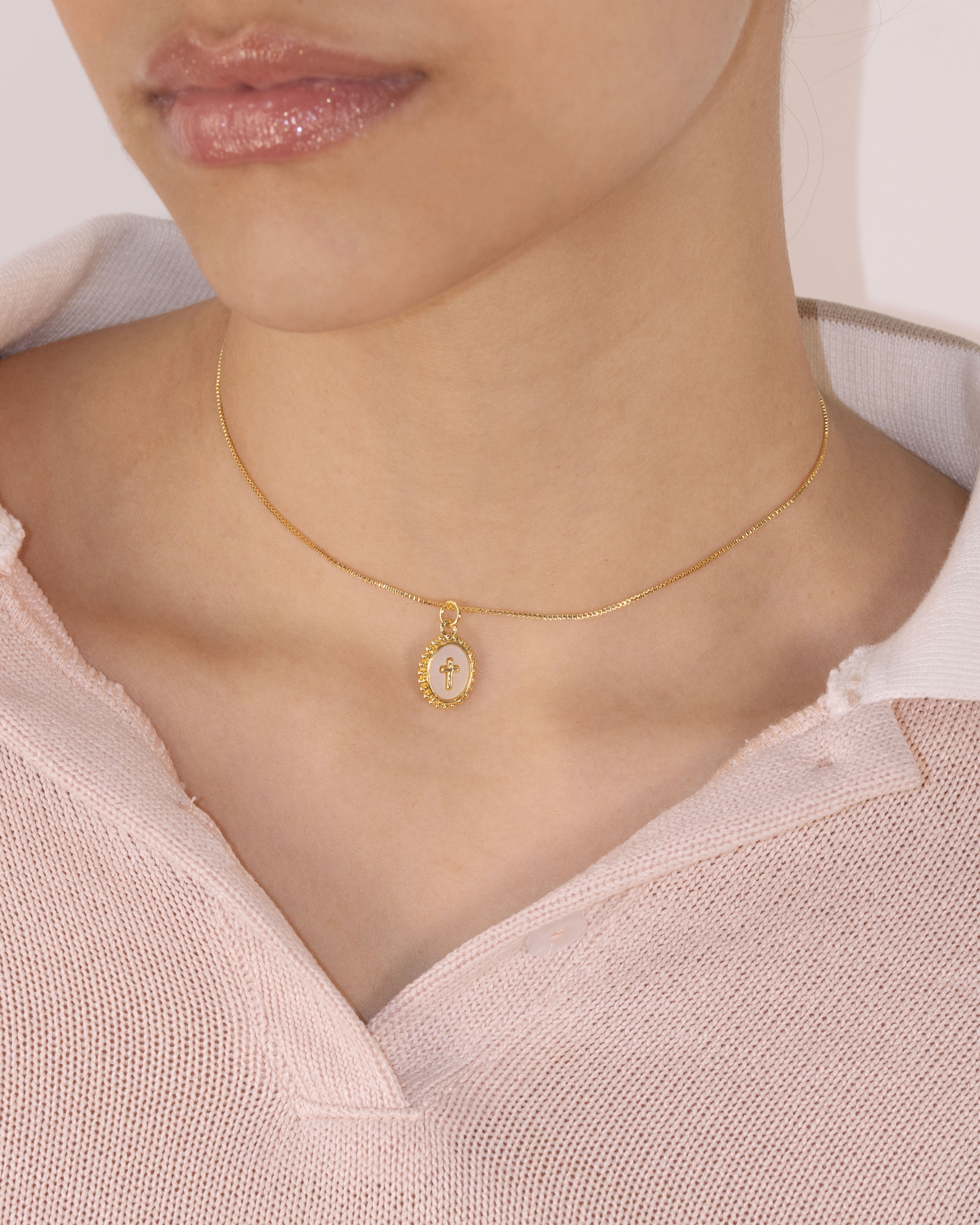 DIJE CRUZ NACAR BAÑO EN RODIO