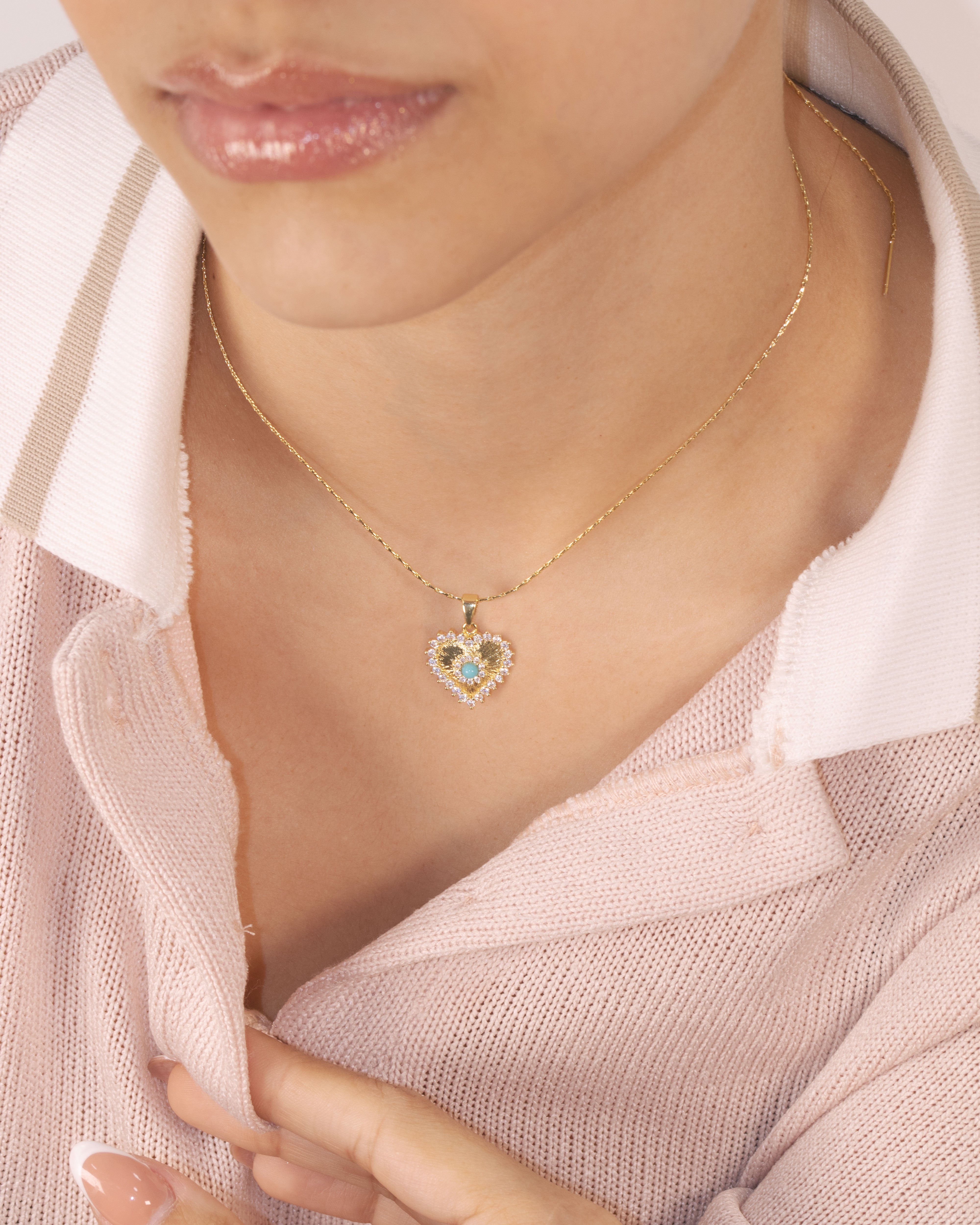 DIJE CORAZON CENTRO AZUL BAÑO EN RODIO