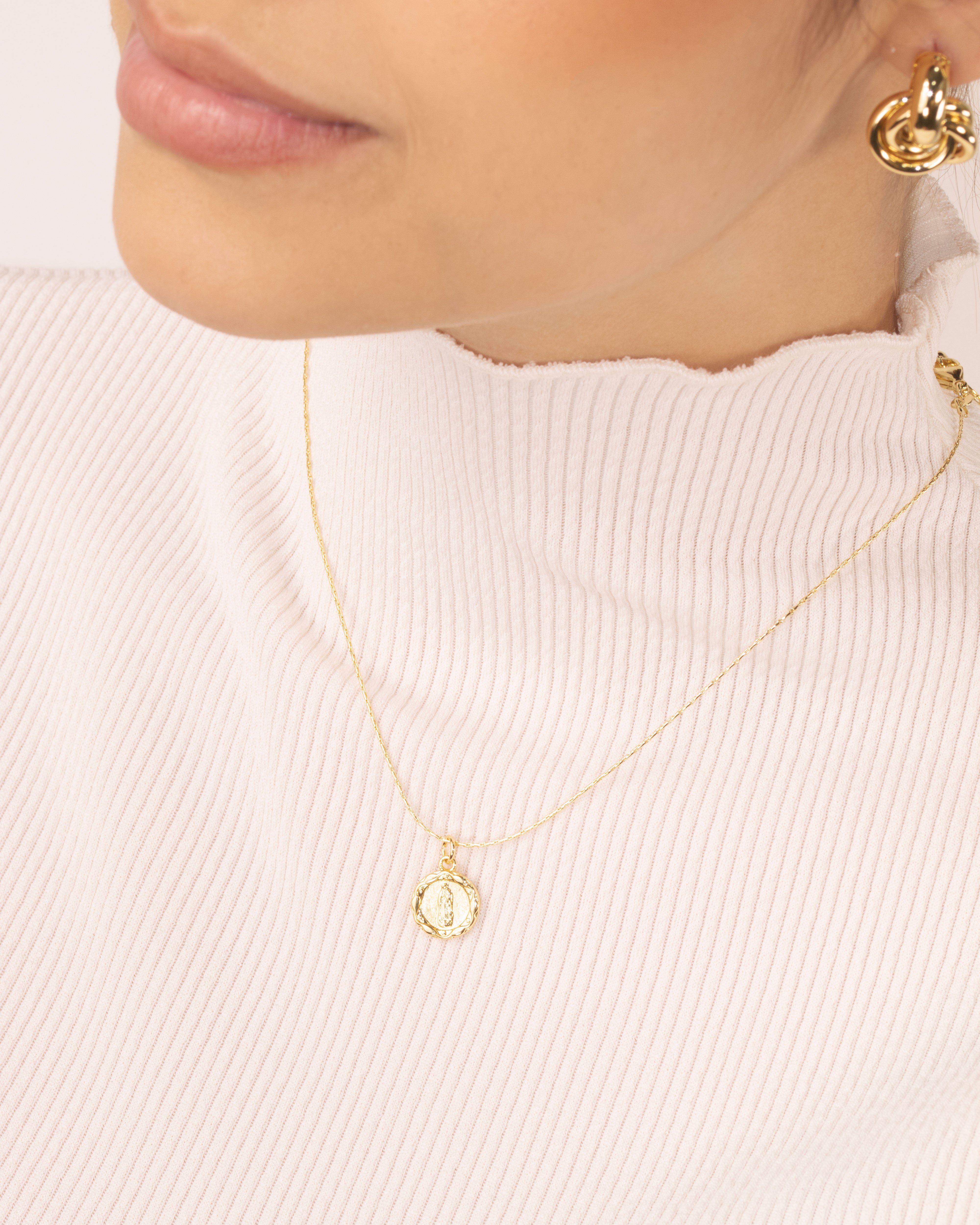 DIJE PROTECCIÓN DIVINA BAÑO EN RODIO