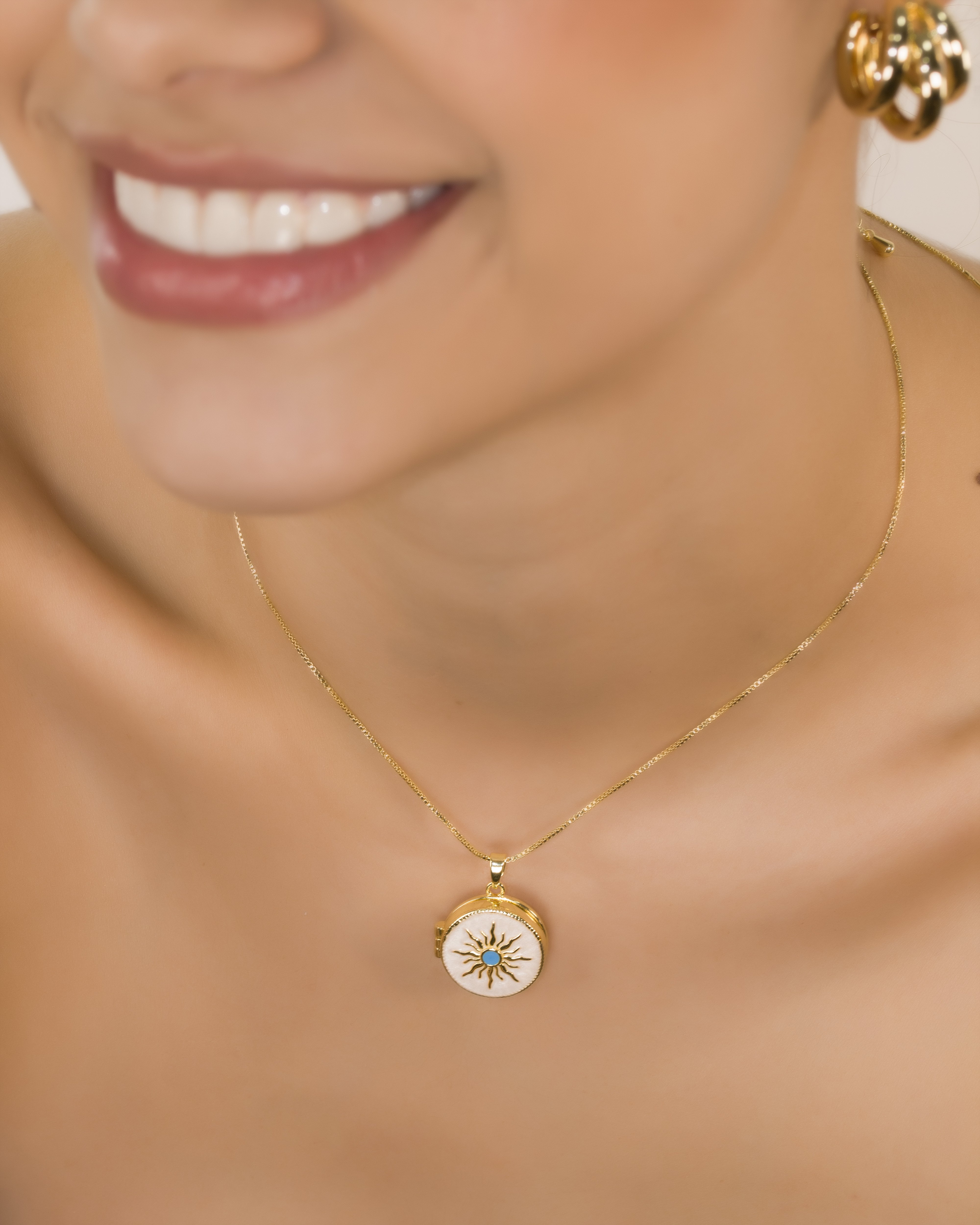 DIJE RELICARIO SUN BLUE BAÑO EN RODIO