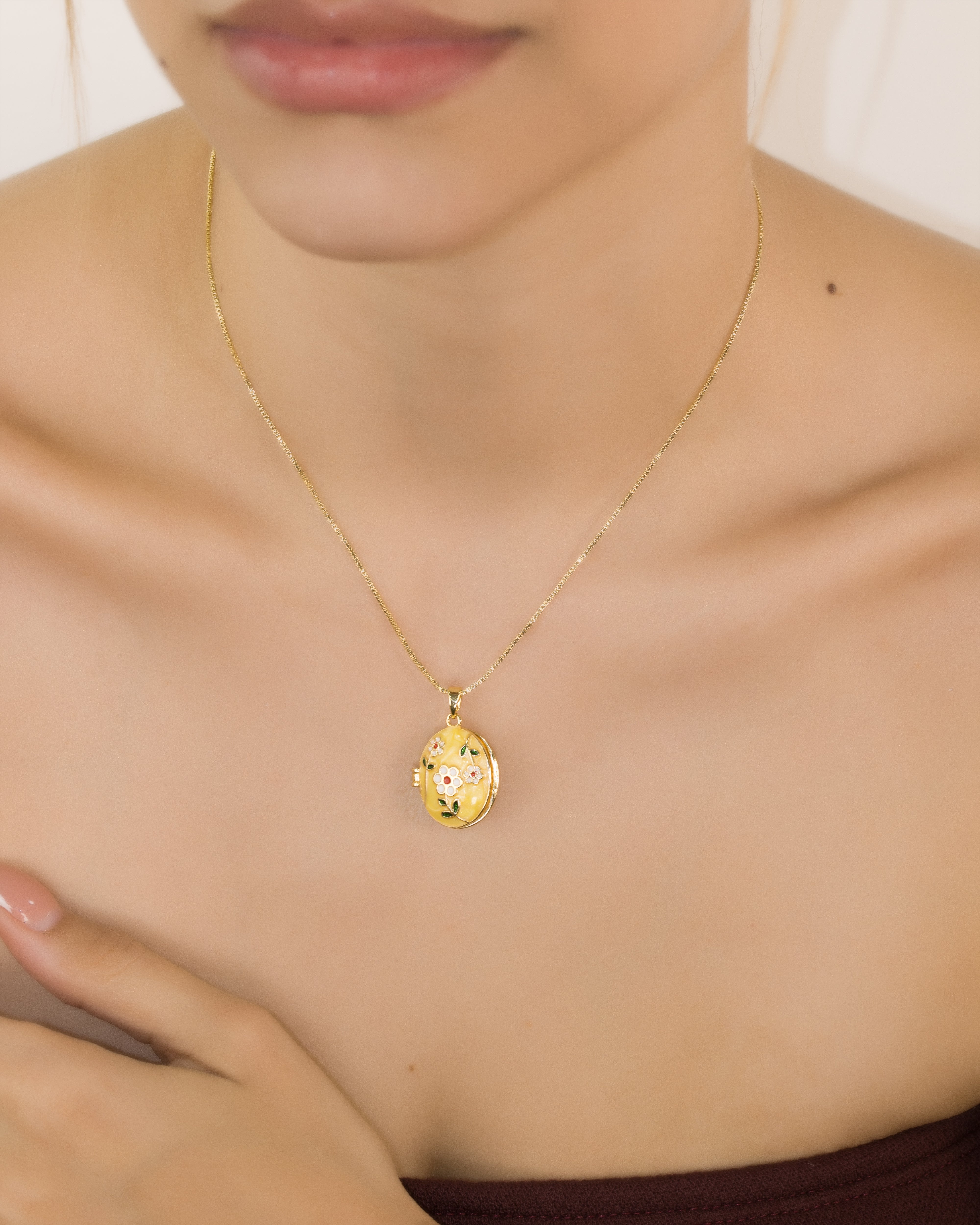 DIJE RELICARIO ALICIA BAÑO EN RODIO