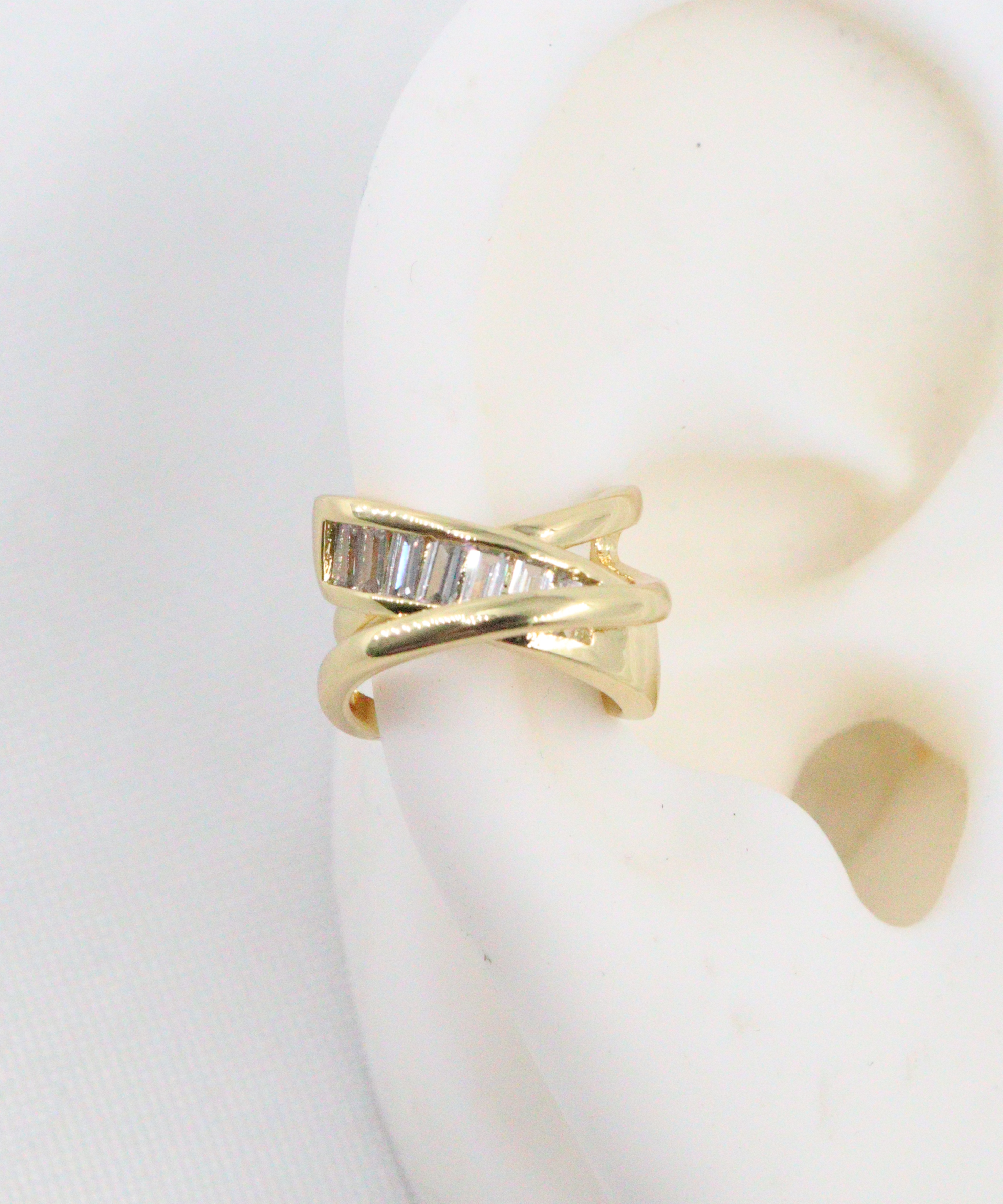 EARCUFF CIRCON BLANCO EN RODIO