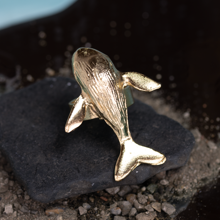 ANILLO BALLENA DORADO BAÑO EN ORO