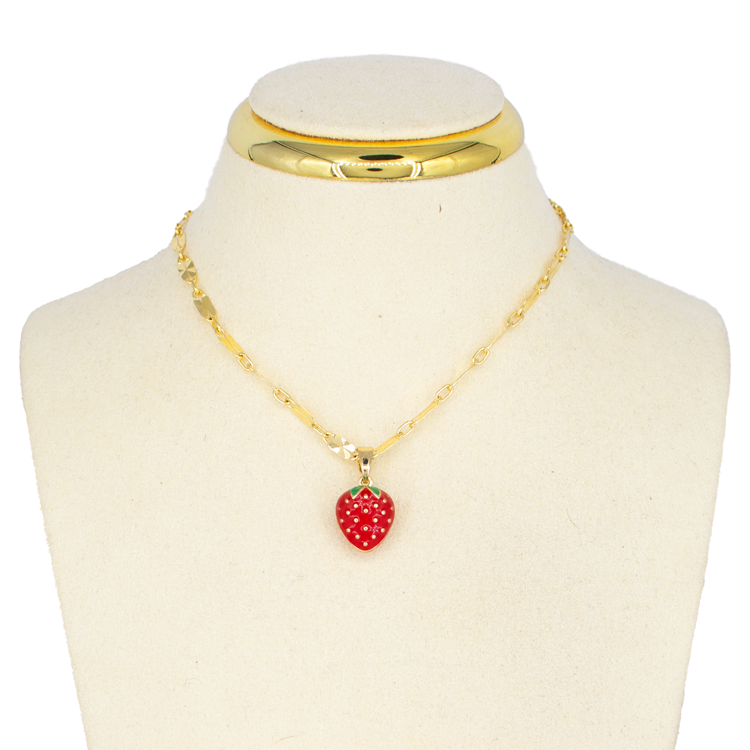 DIJE STRAWKISS BAÑO EN RODIO