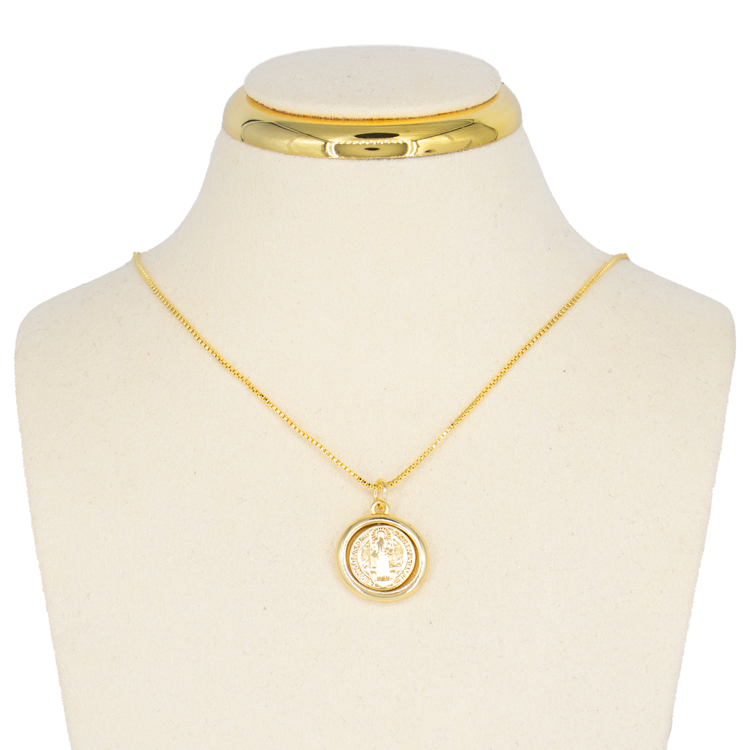 DIJE MEDALLA SAN BENITO BAÑO EN RODIO