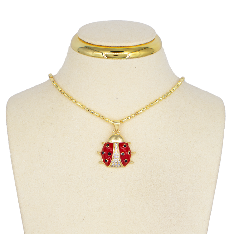 DIJE MARIQUITA REINA BAÑO EN RODIO